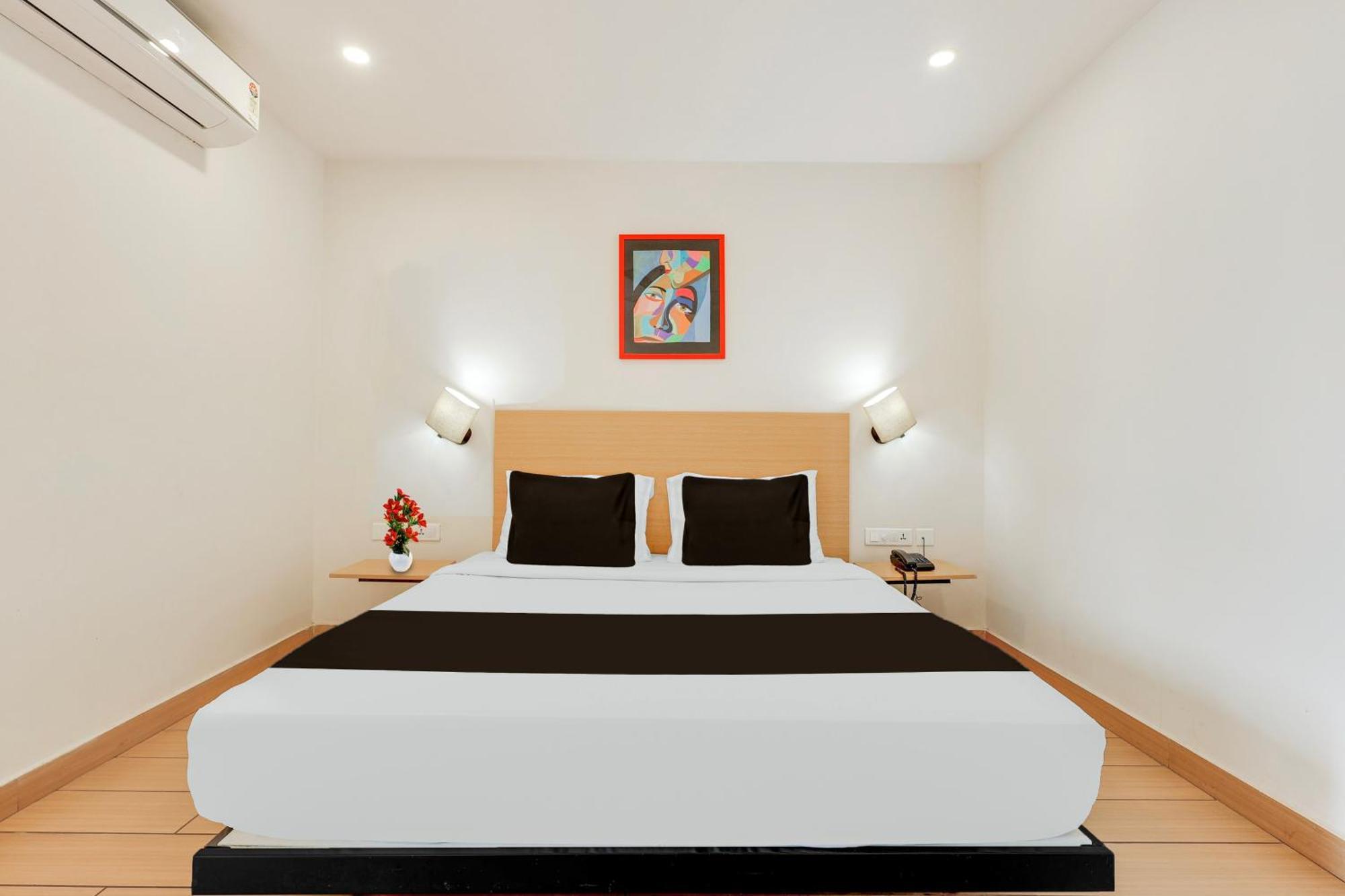 Super Townhouse Visakhapatnam Hotel Exterior foto